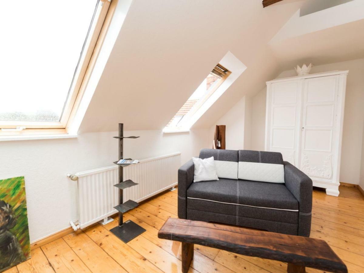 Kanalvilla - Urlaub Am Nord-Ostseekanal - Zwei Ferienwohnungen Im Angebot- Eine Im Dachgeschoss Und Eine Wohnung Mit Garten Sehestedt  Kültér fotó